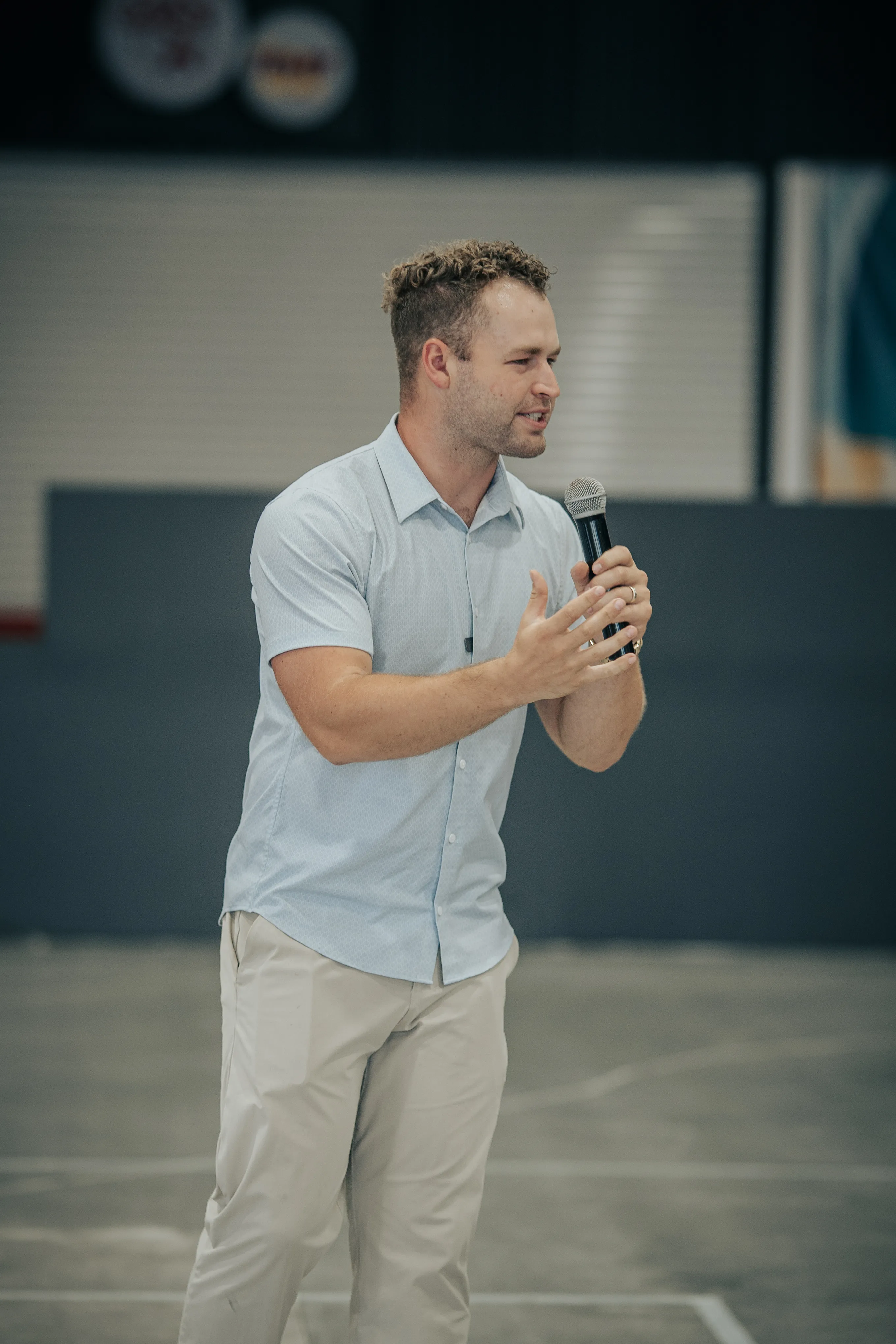 Evangelist Grayson Wilson preaching
